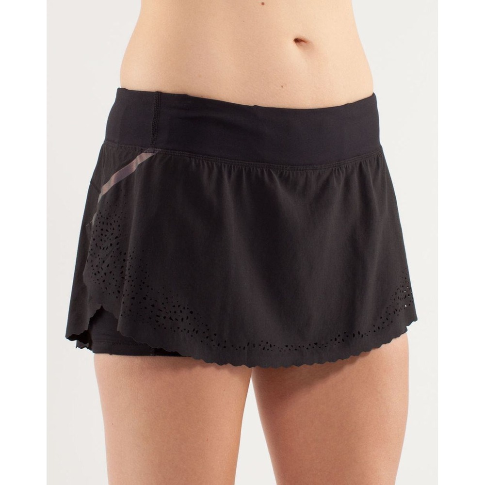Lululemon Skort Women 6 Black Laser Cut Scalloped Activewear Tennis Skirt